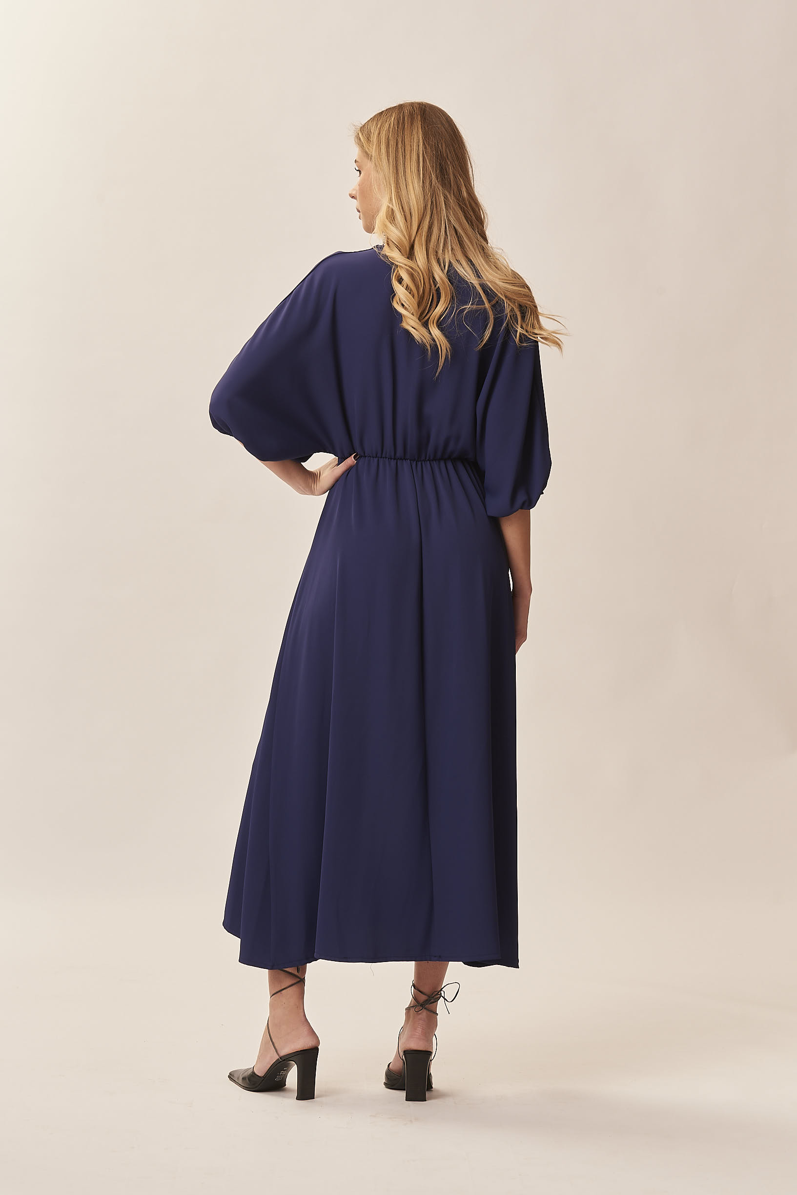 BALLOON SLEEVE DRESS V-NECK |