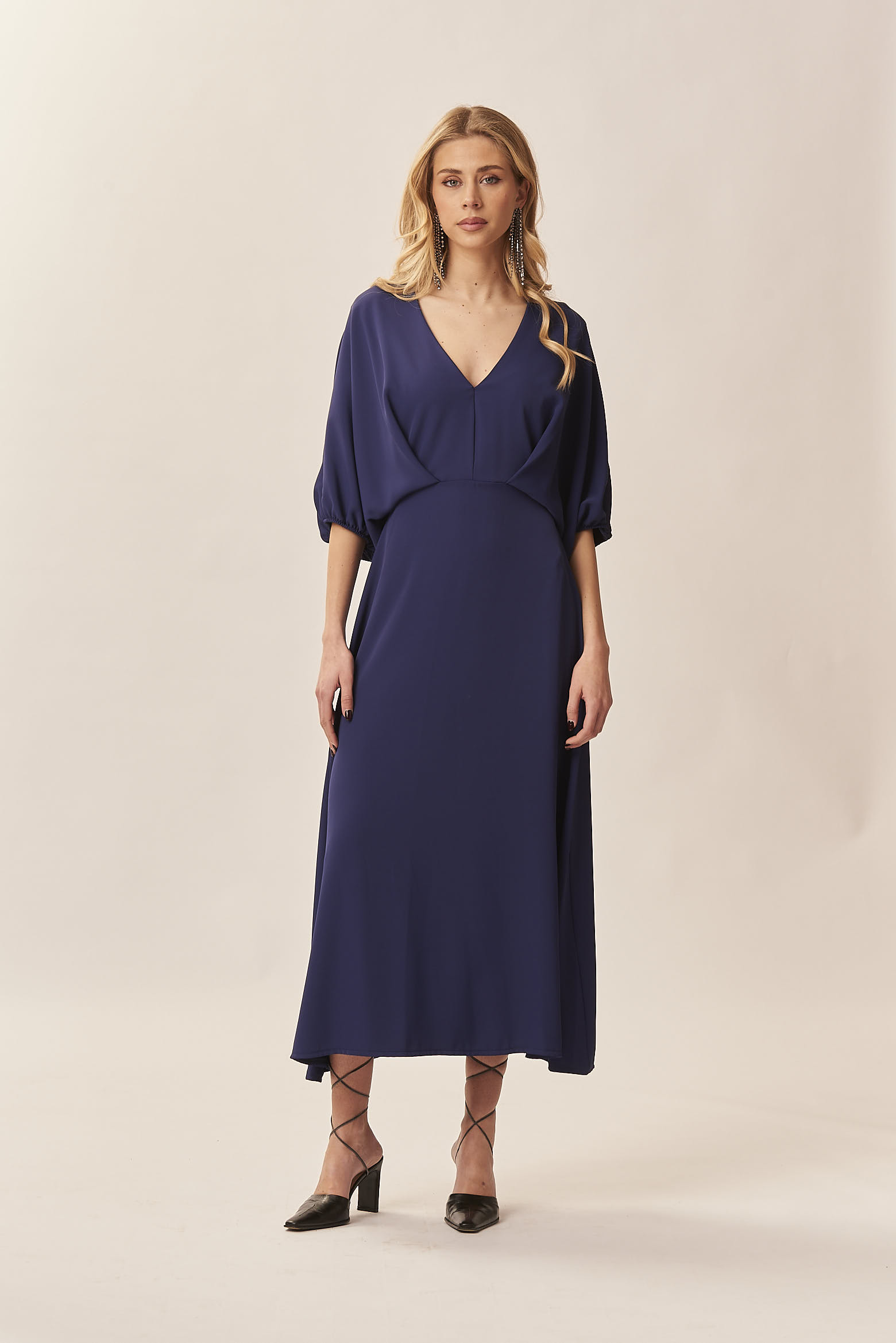BALLOON SLEEVE DRESS V-NECK |