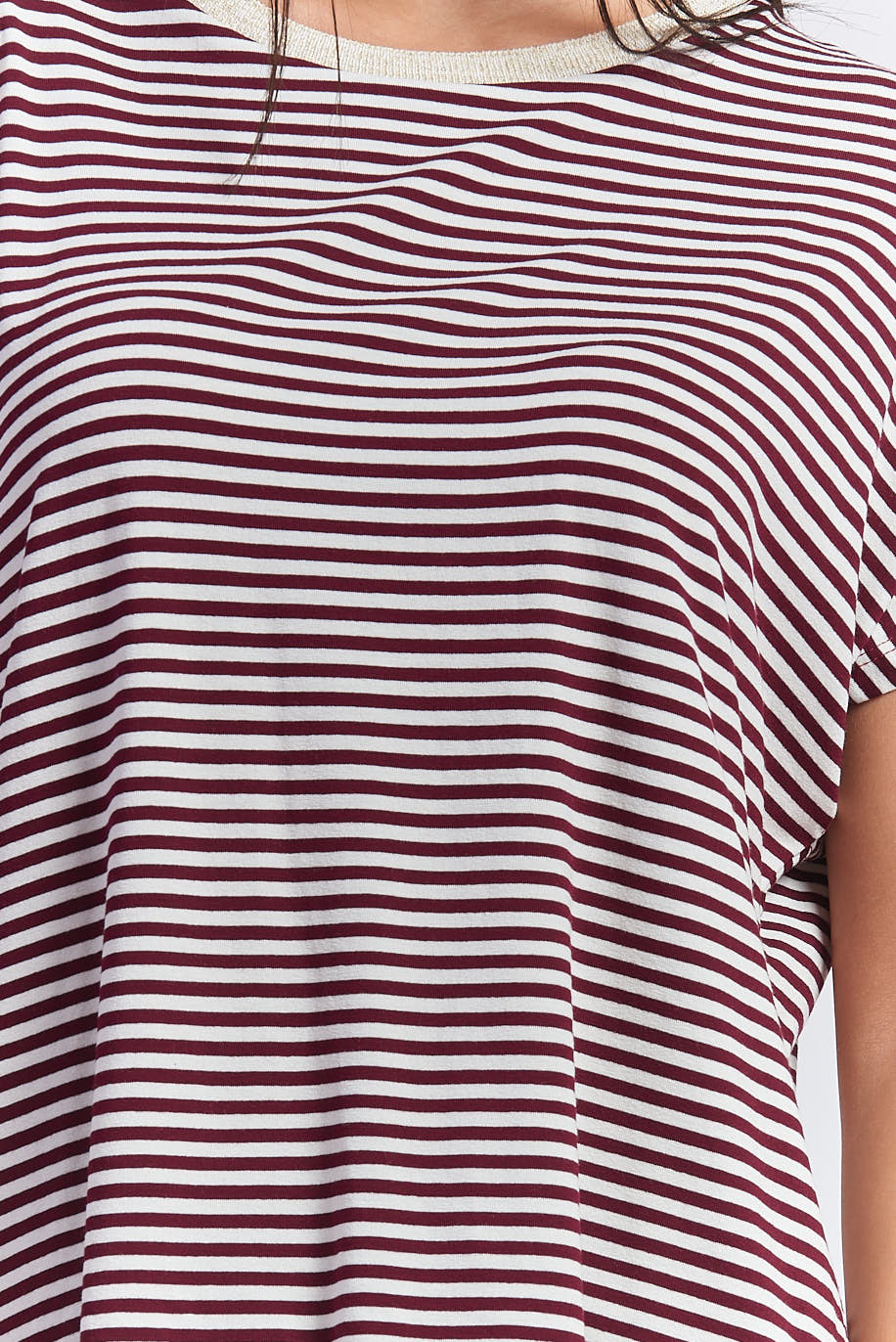 hd050_tshirt-righe-collo-lurex_amarone_1 STRIPED T-SHIRT WITH LUREX DETAIL |