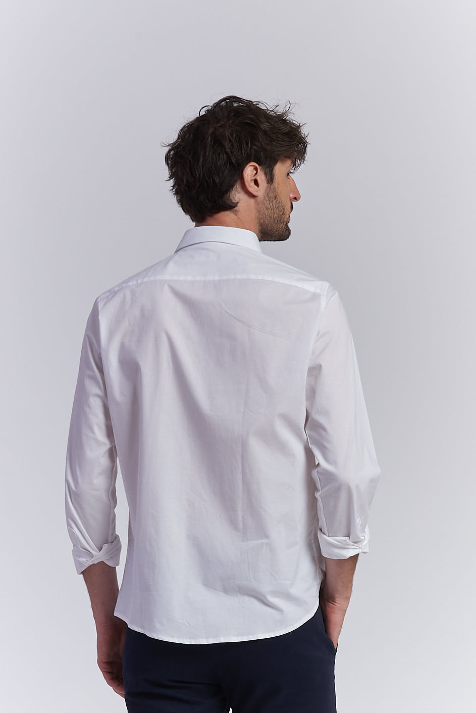 hu035_camicia-tailored-pop-stre6tch_bianco3-6 TAILORED STRETCH POP SHIRT |