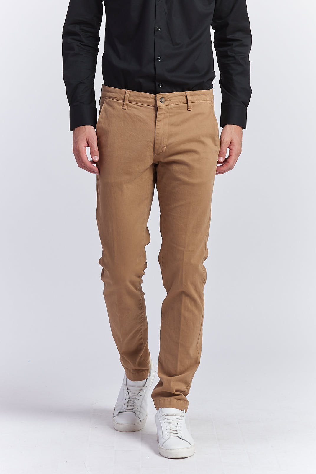BASIC-CHINOS |