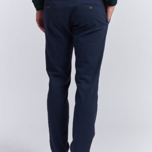 CHINOS MIT MIKROTEXTUR |
