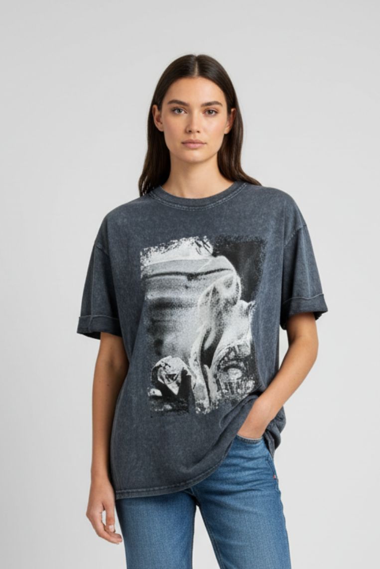 PERFUME PRINT T-SHIRT