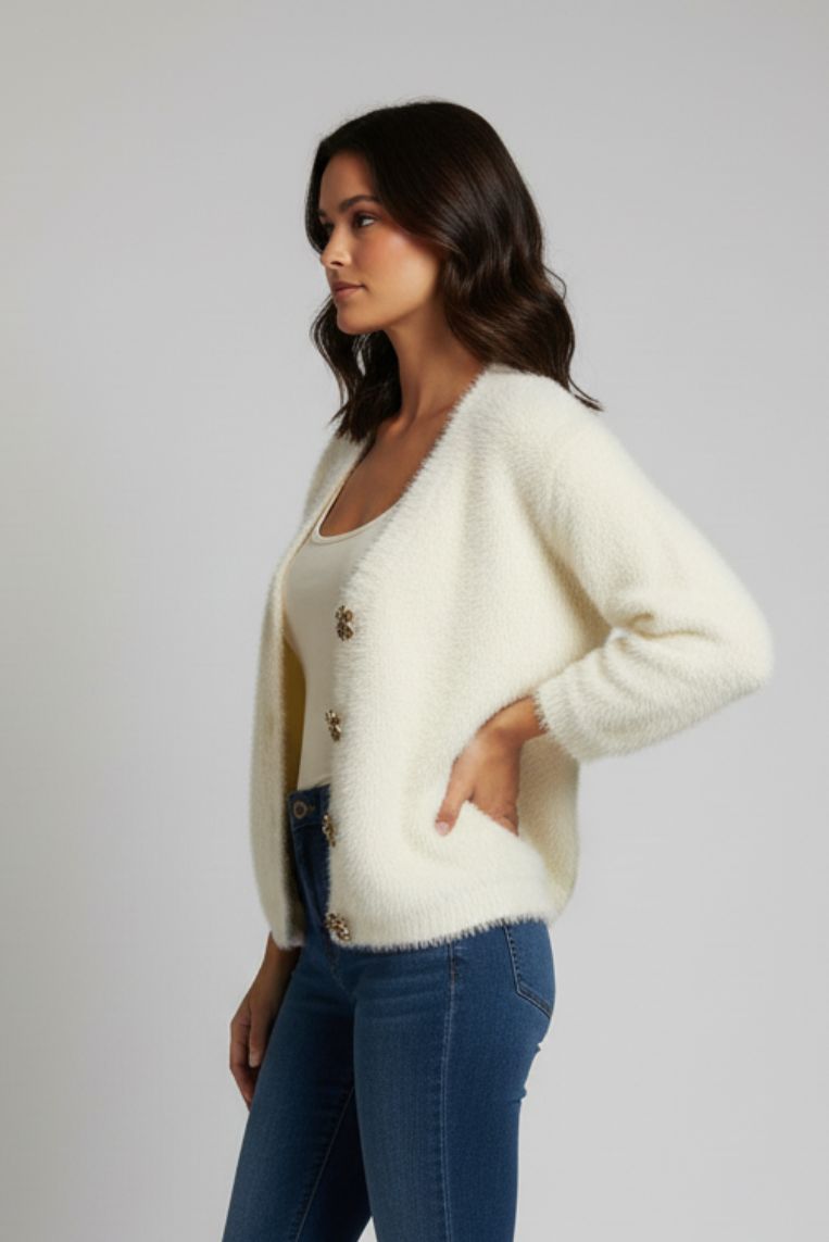 hd303-cardigan-bottoni-gioiello-bianco2-1 WEICHE STRICKJACKE MIT JUWELENKNÖPFEN |