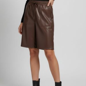 OVERSIZE-BERMUDASHORTS AUS KUNSTLEDER |