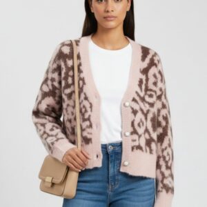 STRICKJACKE MIT ANIMALPRINT UND KNÖPFEN |