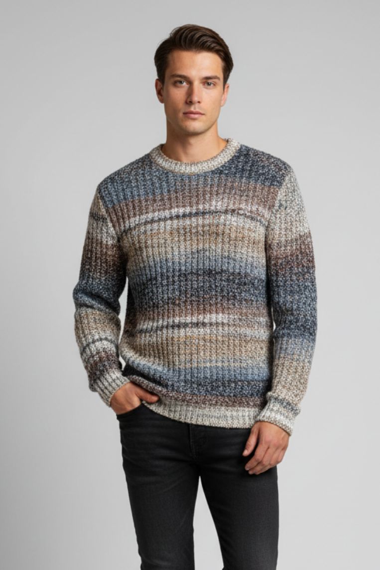 MEHRFARBIGER PULLOVER MIT RUNDHALSAUSSCHNITT