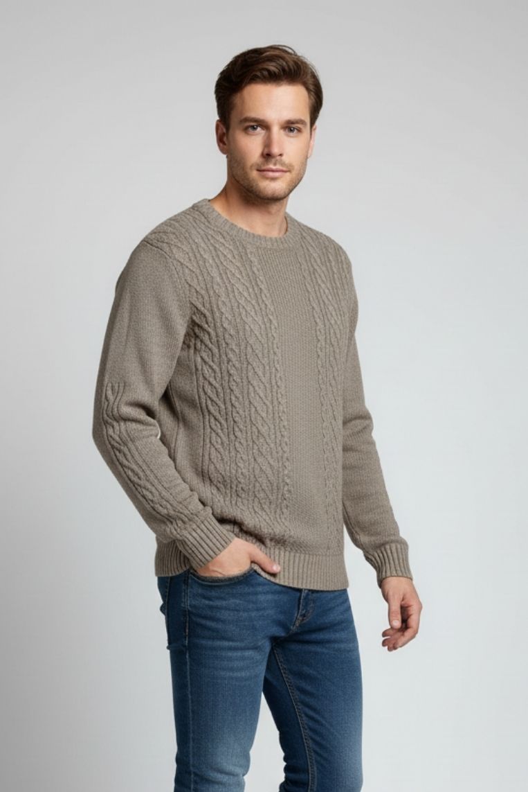 hu212-corda1 MAGLIONE CON TRECCE |